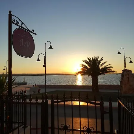 L'isola Aer فندق مبيت وإفطار 3*