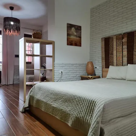 Frühstückspension AeR B&B 3*