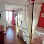 Aer فندق مبيت وإفطار 3*