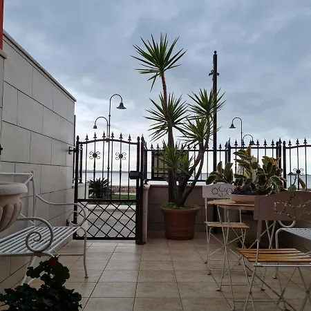 L'isola Aer Bed and Breakfast